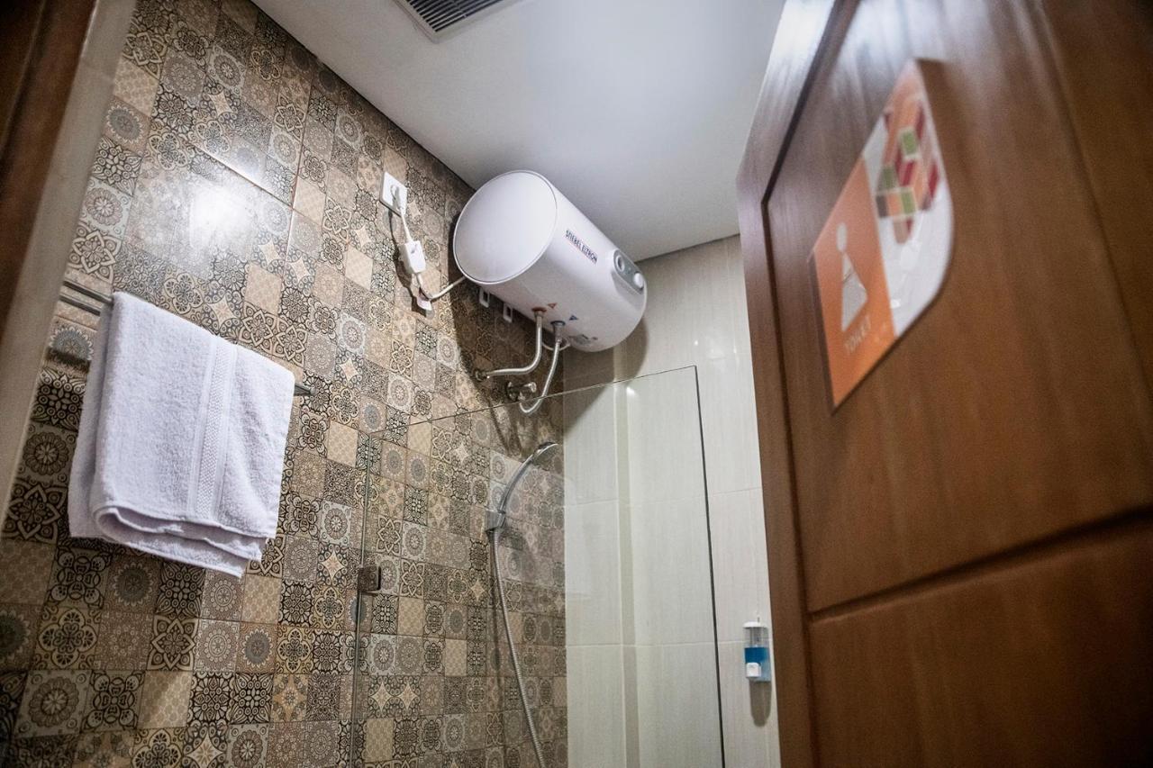 Auberge de jeunesse Tuju Arteri Pods à Jakarta Extérieur photo